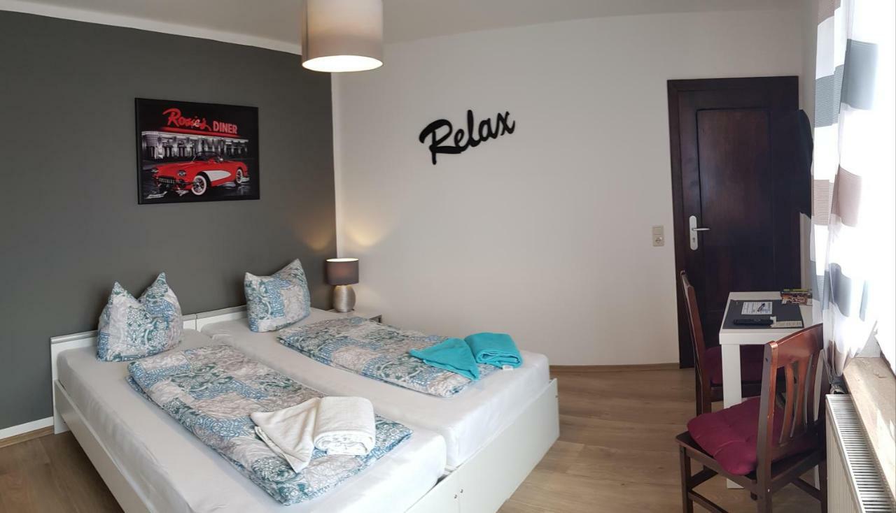 Gaestezimmer & Ferienwohnungen Thon Herbsleben Kültér fotó