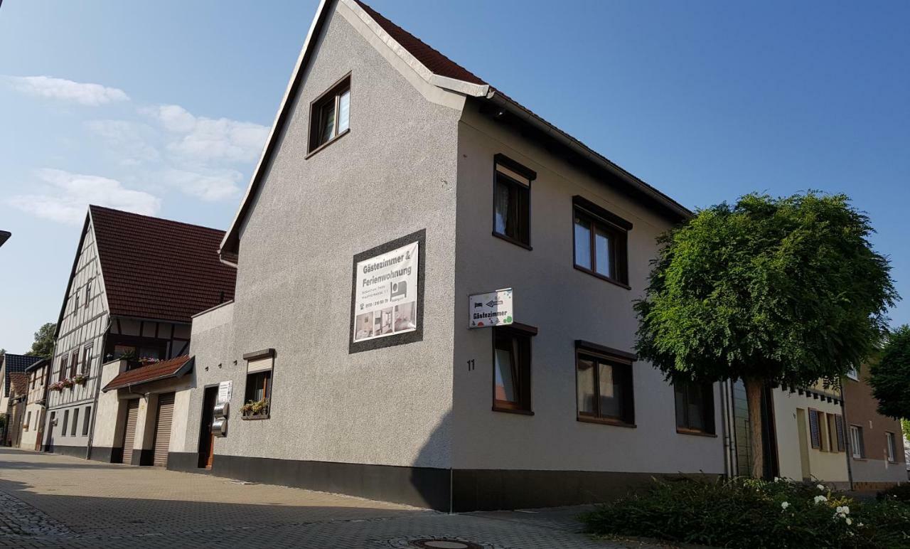 Gaestezimmer & Ferienwohnungen Thon Herbsleben Kültér fotó